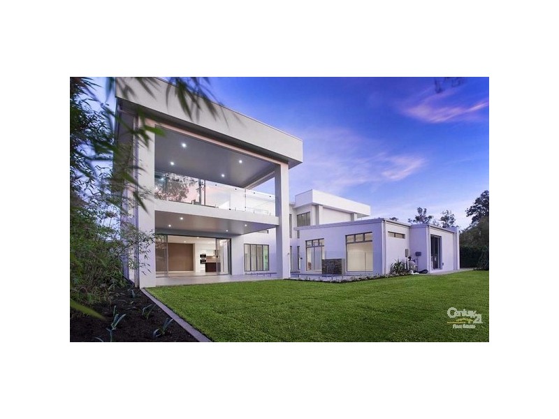 4 Sonanne Place, Fig Tree Pocket QLD 4069