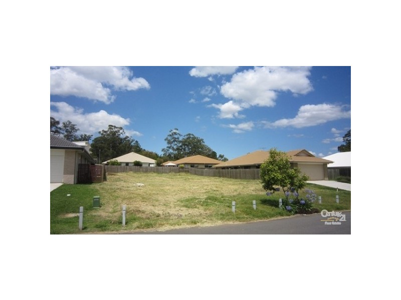 8 Brown Street, Moggill QLD 4070