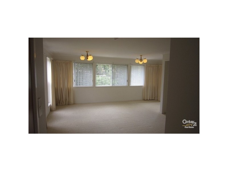 21 Mazzard Street, Bellbowrie QLD 4070