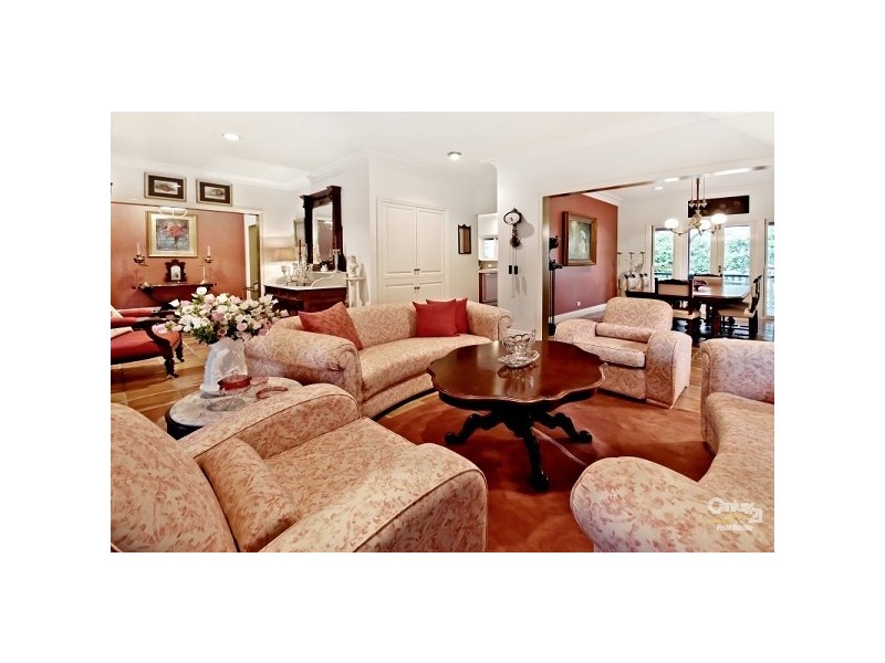 1 Thiesfield Street, Fig Tree Pocket QLD 4069