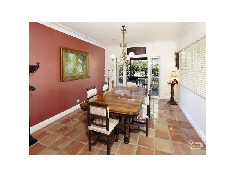 1 Thiesfield Street, Fig Tree Pocket QLD 4069