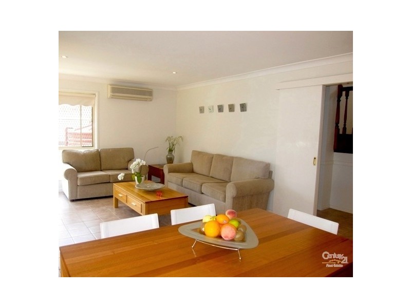 9 Breadalbane Street, Carindale QLD 4152