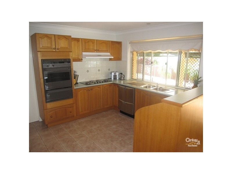 9 Breadalbane Street, Carindale QLD 4152