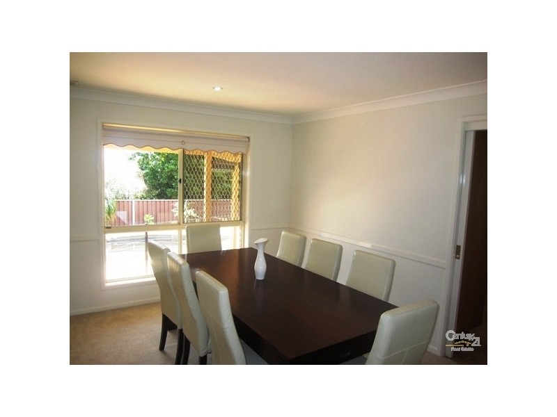 9 Breadalbane Street, Carindale QLD 4152