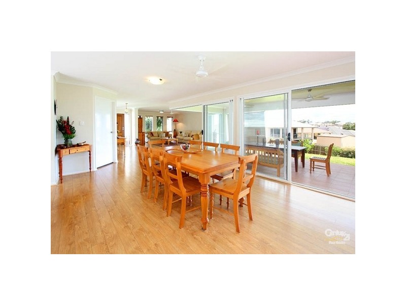 8 Cedar Wood Close, Moggill QLD 4070