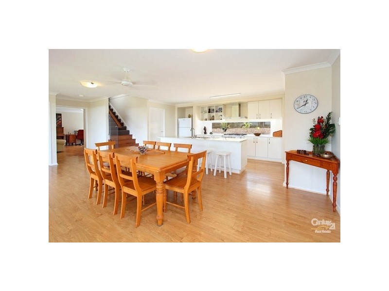 8 Cedar Wood Close, Moggill QLD 4070