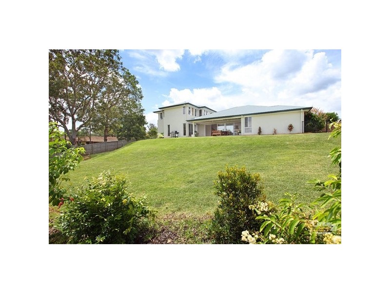 8 Cedar Wood Close, Moggill QLD 4070