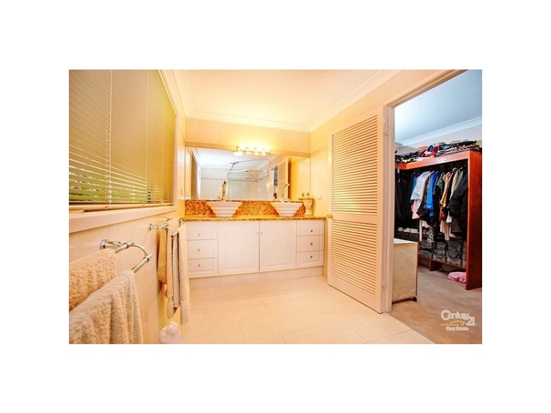 11 Musgrave Street, Fig Tree Pocket QLD 4069