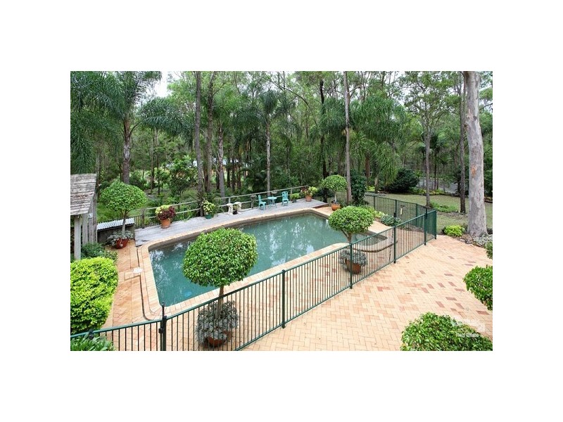 153 Sugars Road, Anstead QLD 4070