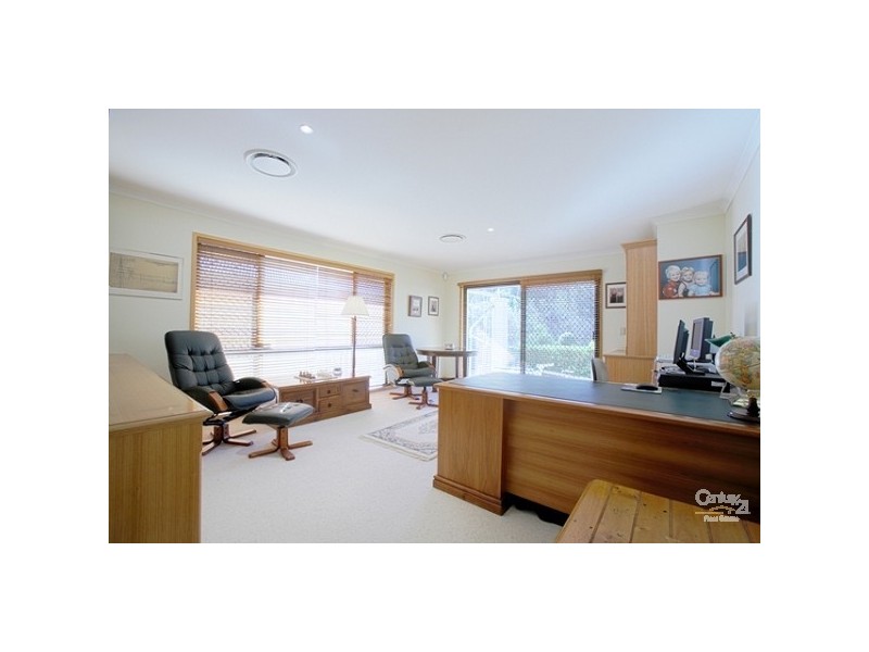 Brookfield QLD 4069