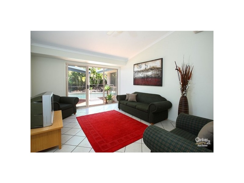 6 Olley Court, Brookfield QLD 4069