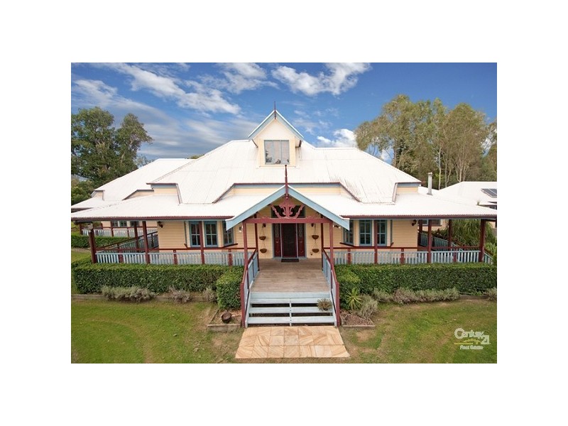 10 Upper Brookfield Road, Brookfield QLD 4069