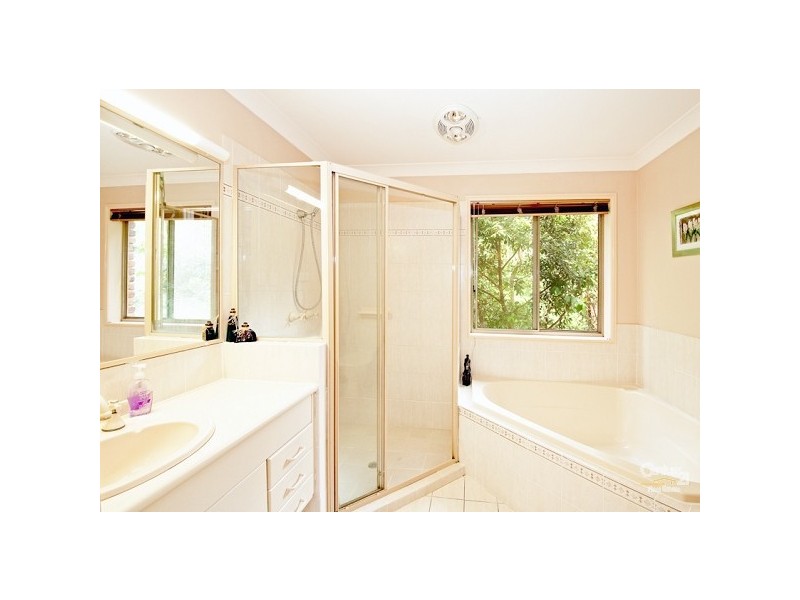 1/60 Gubberley Street, Kenmore QLD 4069