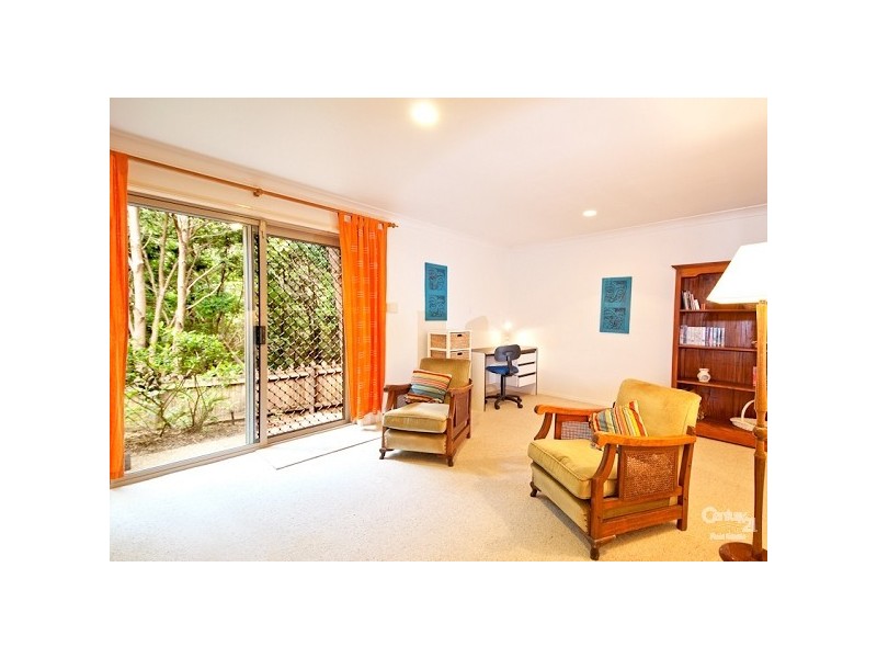 1/60 Gubberley Street, Kenmore QLD 4069