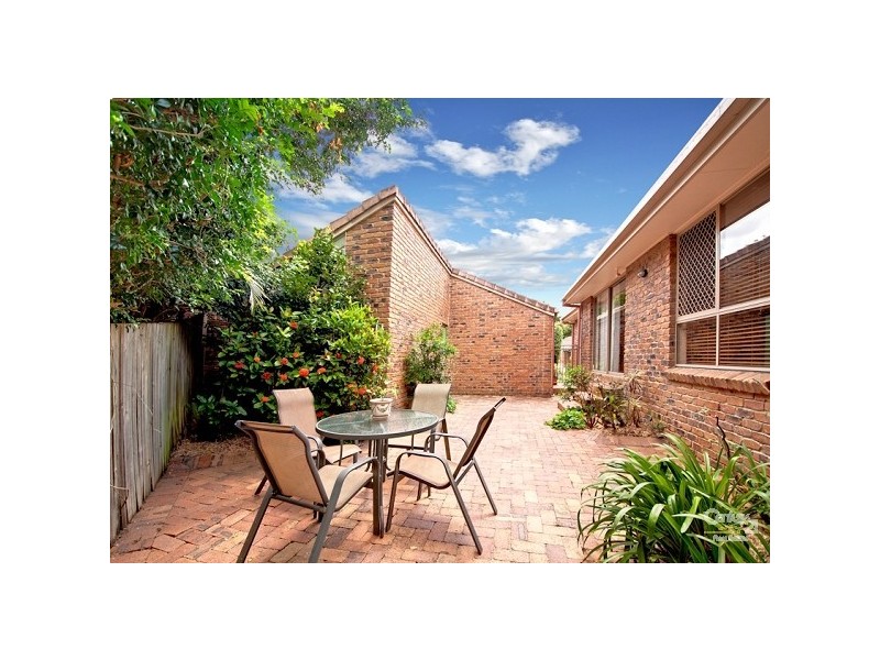 1/60 Gubberley Street, Kenmore QLD 4069