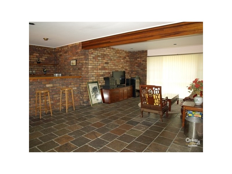 2 Kenny Court, Mount Ommaney QLD 4074