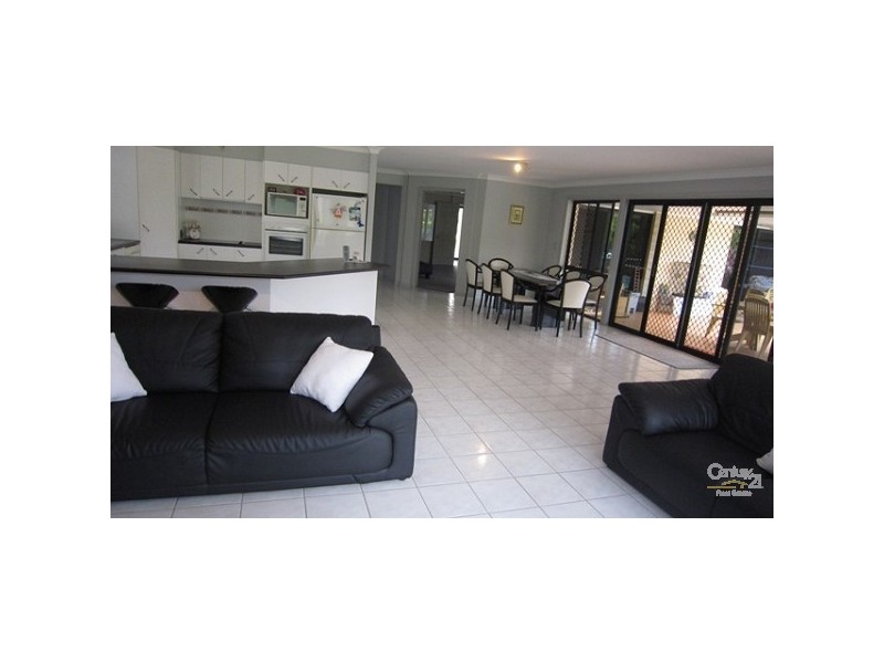 80 Lagoon Crescent, Bellbowrie QLD 4070