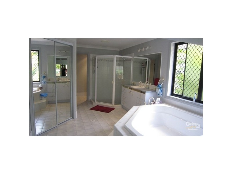 80 Lagoon Crescent, Bellbowrie QLD 4070