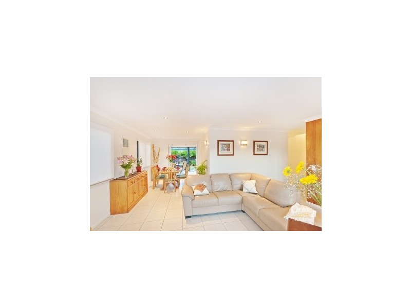 17 Eccleston Street, Fig Tree Pocket QLD 4069