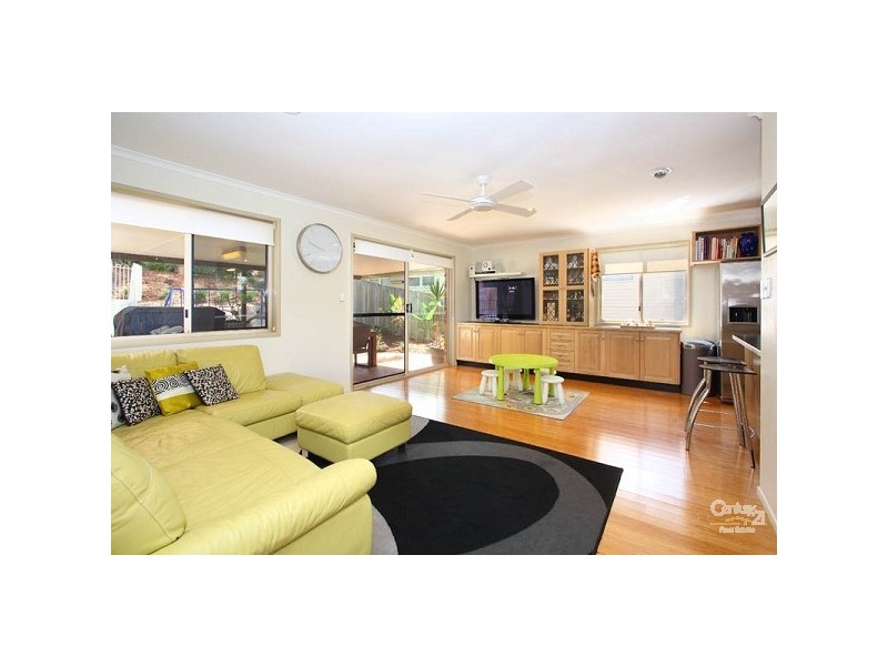 49 Marland Street, Kenmore QLD 4069