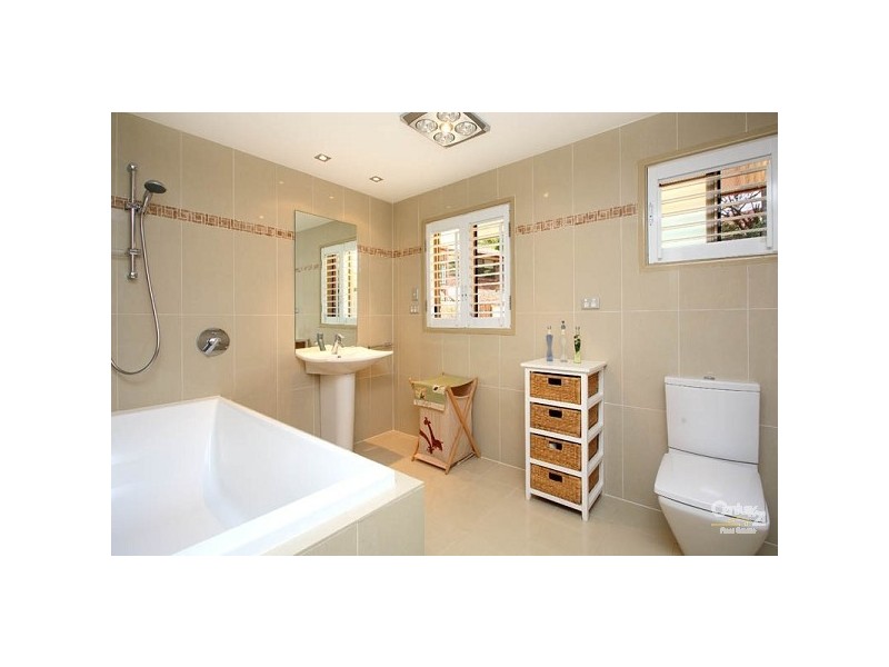 49 Marland Street, Kenmore QLD 4069