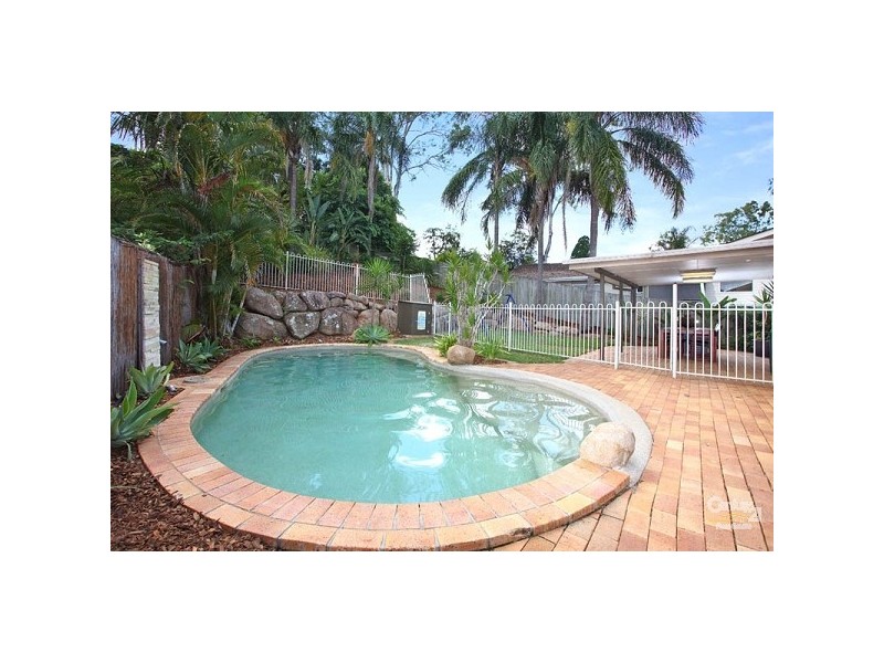 49 Marland Street, Kenmore QLD 4069