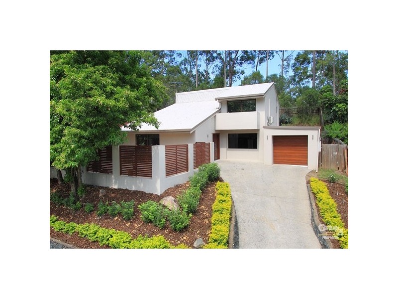 18 Lant Street, Chapel Hill QLD 4069