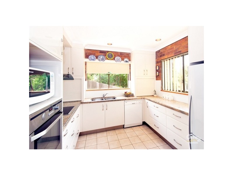 31 Diamantina Street, Chapel Hill QLD 4069
