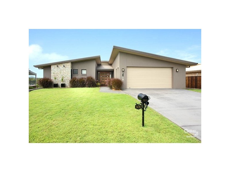 106 Gibson Crescent, Bellbowrie QLD 4070