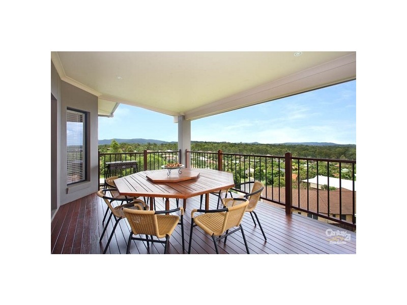 106 Gibson Crescent, Bellbowrie QLD 4070