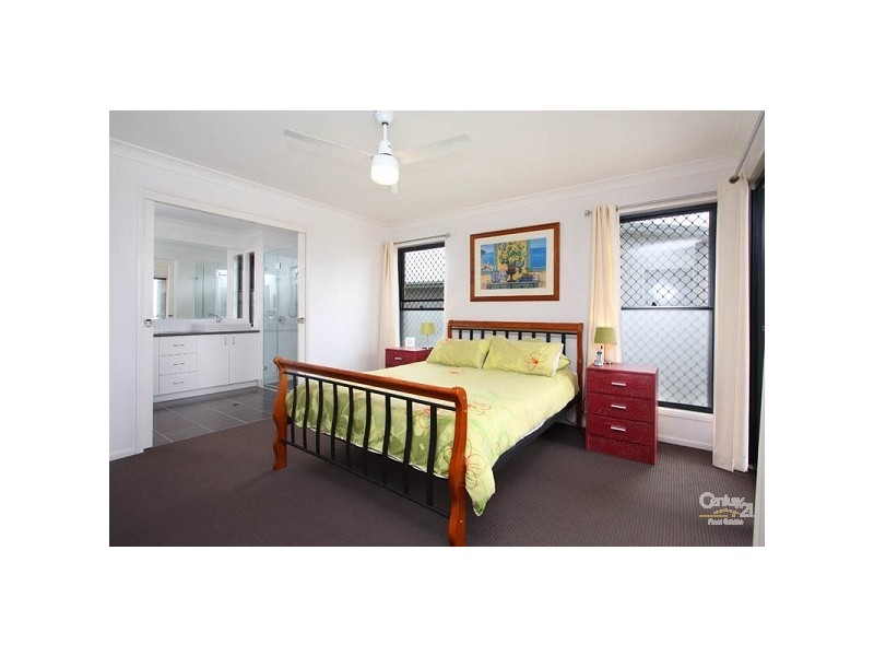 106 Gibson Crescent, Bellbowrie QLD 4070