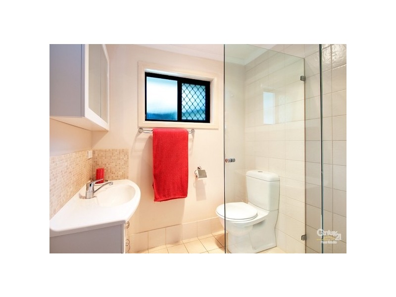 55 Marland Street, Kenmore QLD 4069