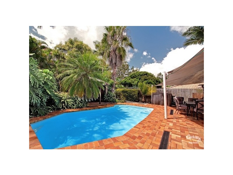 55 Marland Street, Kenmore QLD 4069