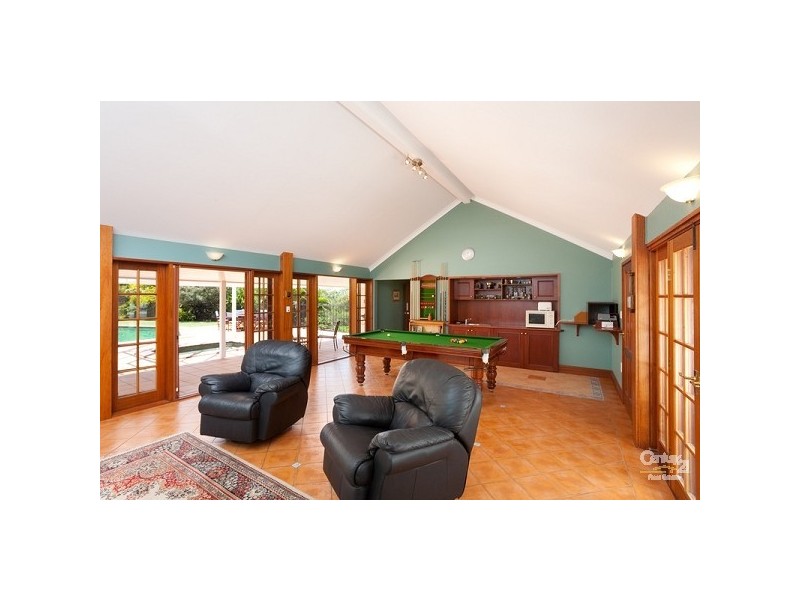 533 Hawkesbury Road, Anstead QLD 4070