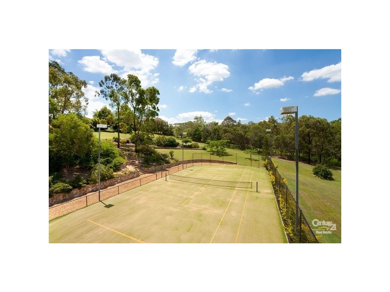 533 Hawkesbury Road, Anstead QLD 4070