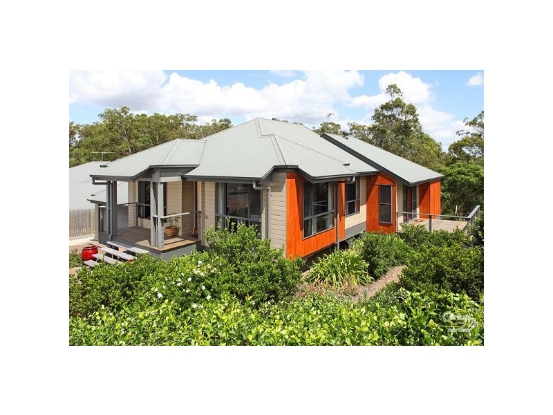 77 Westaway Crescent, Bellbowrie QLD 4070