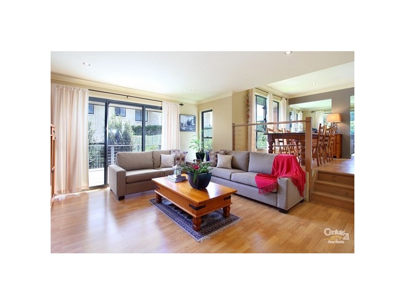 77 Westaway Crescent, Bellbowrie QLD 4070