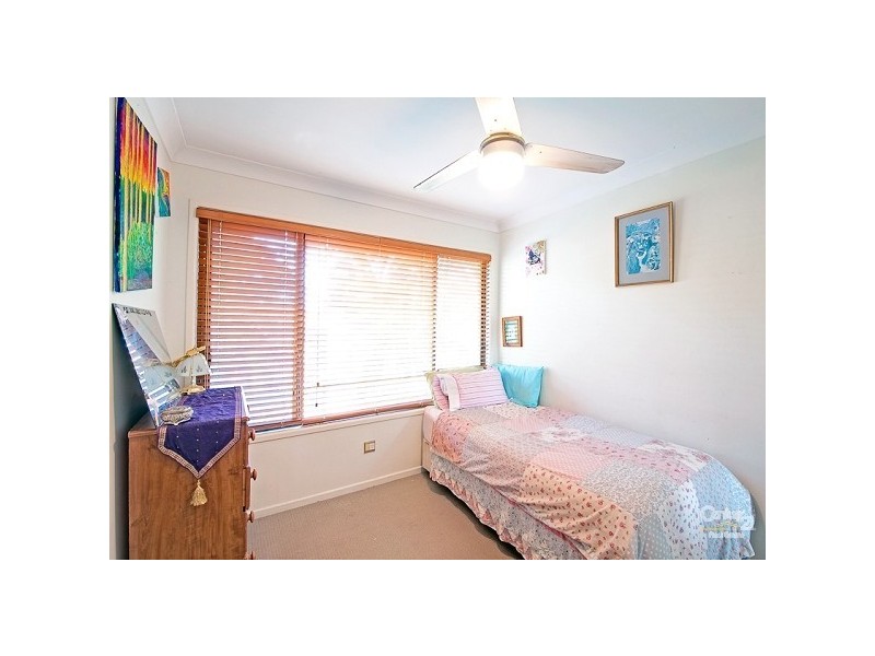 10 Mondra Street, Kenmore Hills QLD 4069