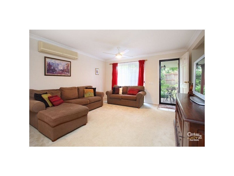 5 Dougy Place, Bellbowrie QLD 4070