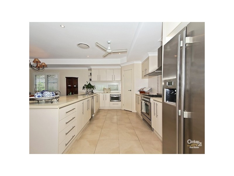 5 Barbara Court, Moggill QLD 4070
