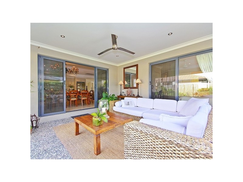 5 Barbara Court, Moggill QLD 4070