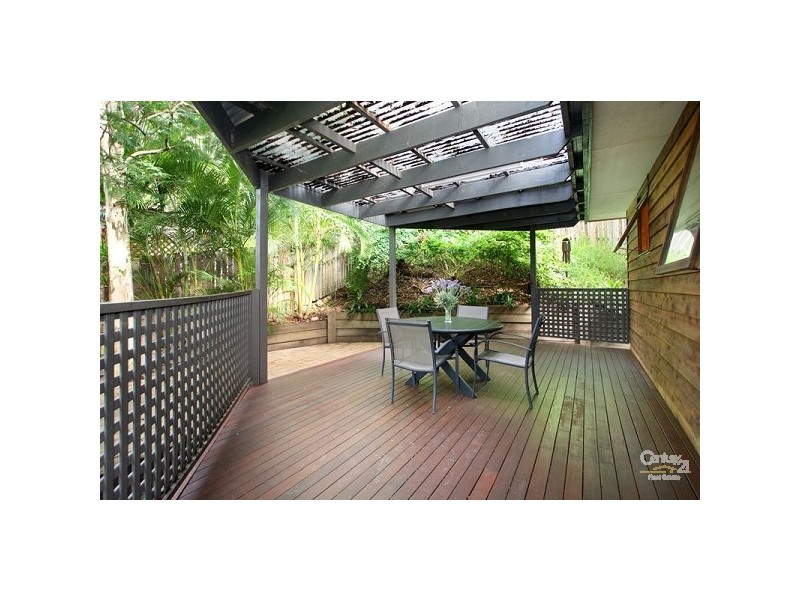 28 Sweetgum Street, Bellbowrie QLD 4070