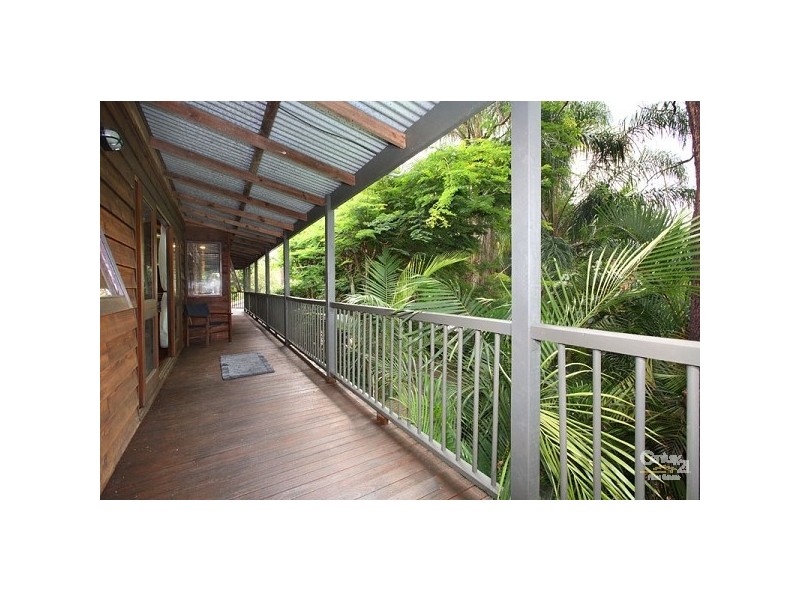 28 Sweetgum Street, Bellbowrie QLD 4070