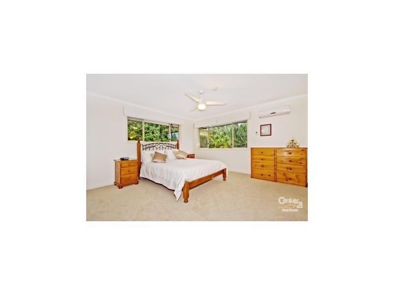 23 Drysdale Crescent, Brookfield QLD 4069