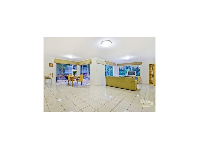 23 Drysdale Crescent, Brookfield QLD 4069