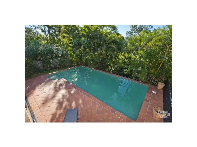 40 Mabb Street, Kenmore QLD 4069