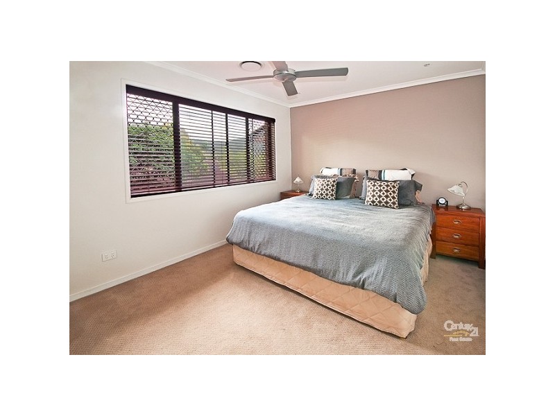 15 Morningview Street, Chapel Hill QLD 4069