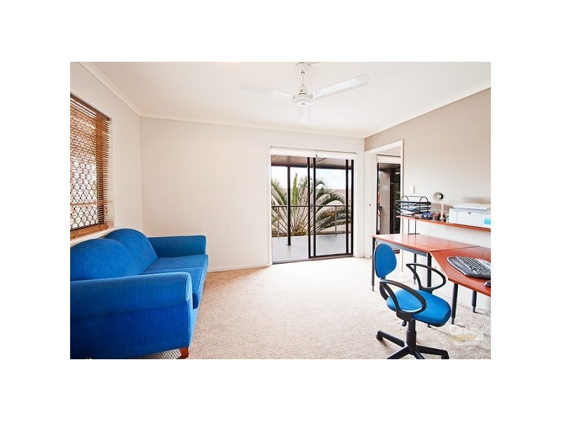 15 Morningview Street, Chapel Hill QLD 4069