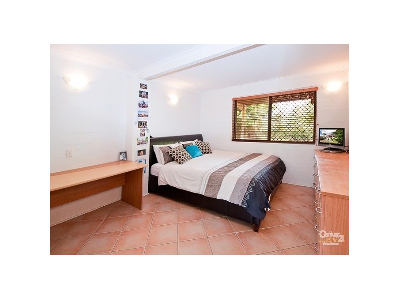 15 Morningview Street, Chapel Hill QLD 4069