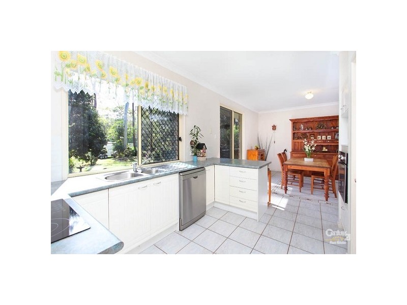 49 Sugars Road, Bellbowrie QLD 4070